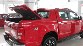 Nắp thùng Chevrolet Colorado 