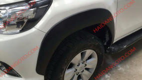 Ốp Vè Bánh trơn Hilux 2016 