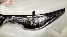 Viền đèn trước Fortuner  2017 